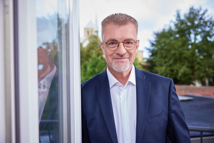 Porträt von Prof. Dr. Andreas Koenen